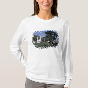 Asia, Myanmar, Inle Lake. A floating market. T-Shirt