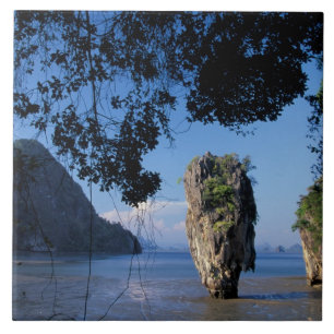 Asia, Thailand, Ao Phangnga NP, coatline, Karst Tile