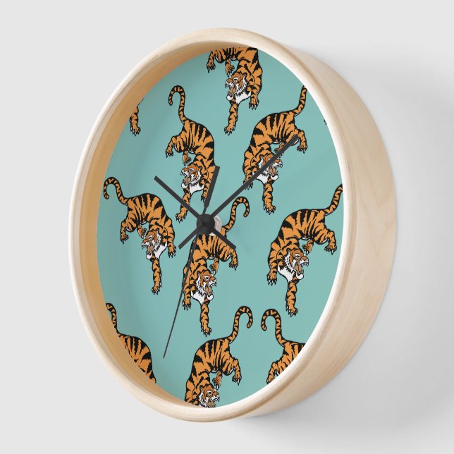 Asia Tiger Pattern Clock (Angle)