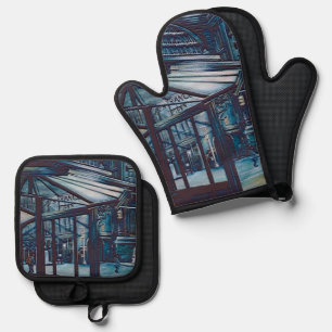 Astor Place Aborigines, NYC Oven Mitt & Pot Holder Set