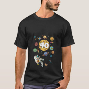Astronaut 40th Birthday Space Celebration 40 Year  T-Shirt