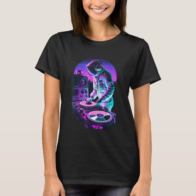 Astronaut DJ DJing in Space EDM cool Graphic Vapor T-Shirt (Front)