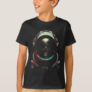 Astronaut Ghost Skeleton - Spooky Skull Halloween T-Shirt