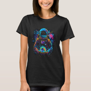 Astronaut Holding Planets Earth Astronaut Science T-Shirt
