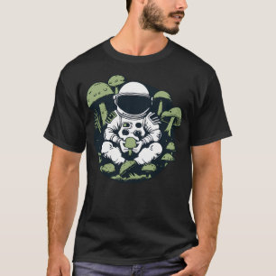 Astronaut Mushroom Aesthetic Vintage T-Shirt