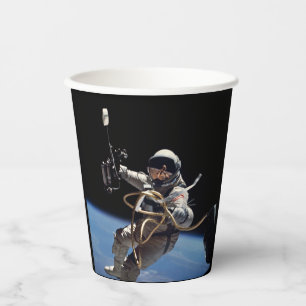 Astronaut Space Walk Paper Cups