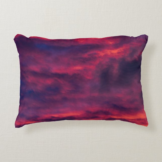 august red decorative cushion (Front)