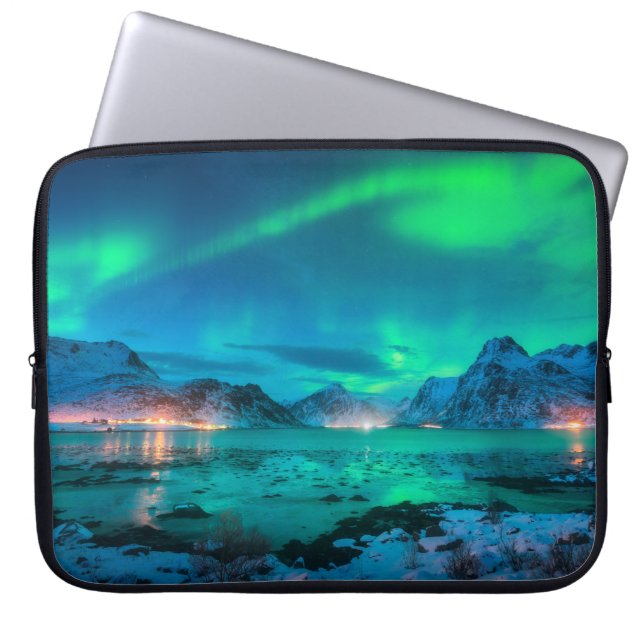 Aurora borealis over the sea coast, snowy mountain laptop sleeve (Front)