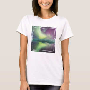 Aurora Lights in Lagoon   Jokulsarlon, Iceland T-Shirt