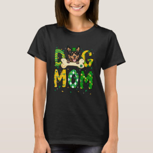 Australian Kelpie Mum Dog Mum Shamrock St Patrick  T-Shirt