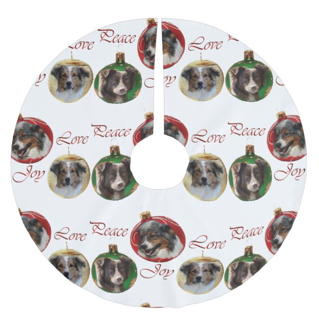 Australian Shepherd Christmas Brushed Polyester Tree Skirt (Front)