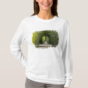 Austria, Vienna. Maria Theresa's baroque 2 T-Shirt