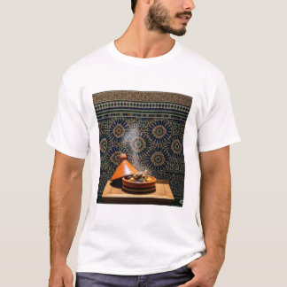 Authentic Moroccan Vibes – Tagine with Traditional T-Shirt