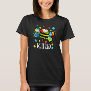 Autism Awareness Bumble Bee Be Kind Puzzle Piece A T-Shirt