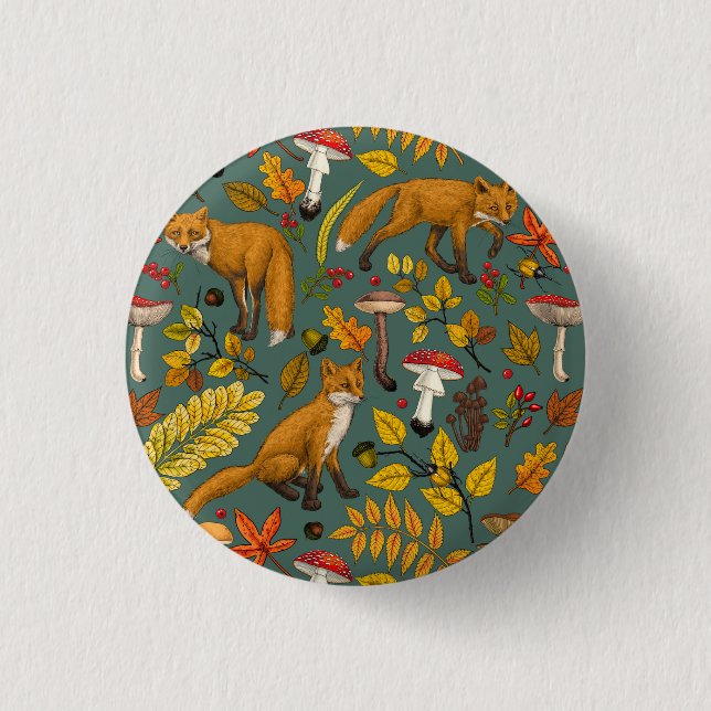 Autumn foxes on pine green 3 cm round badge (Front)