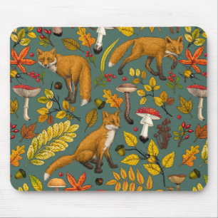 Autumn foxes on pine green mouse mat