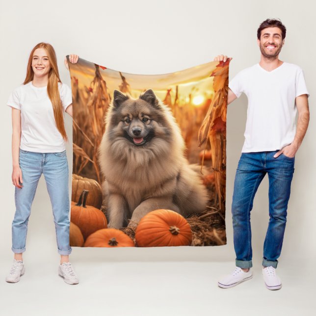 Autumn Keeshond Fleece Blanket (In Situ)