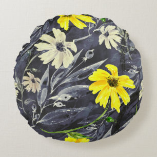 Autumn leaves, berries: watercolor pattern. round cushion