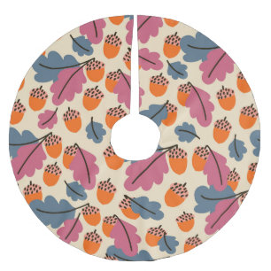 Autumn Oak: Leaves and Acorns Pattern Brushed Polyester Tree Skirt