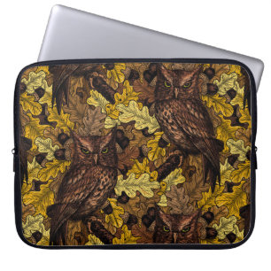 Autumn owls laptop sleeve