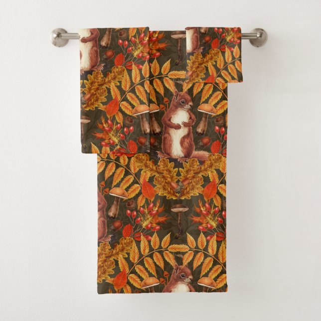 Autumn squirrel on dark brown bath towel set (Insitu)
