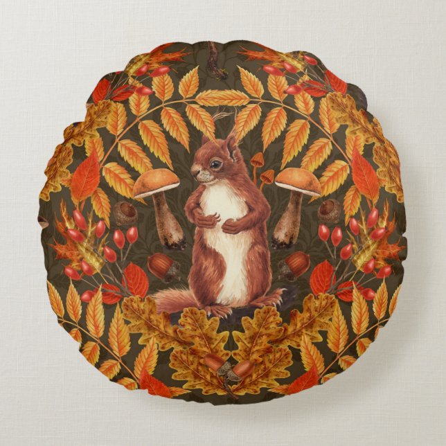 Autumn squirrel on dark brown round cushion (Front)