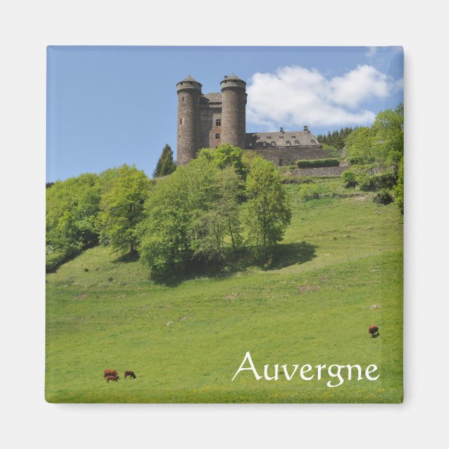 Auvergne chateau magnet (Front)