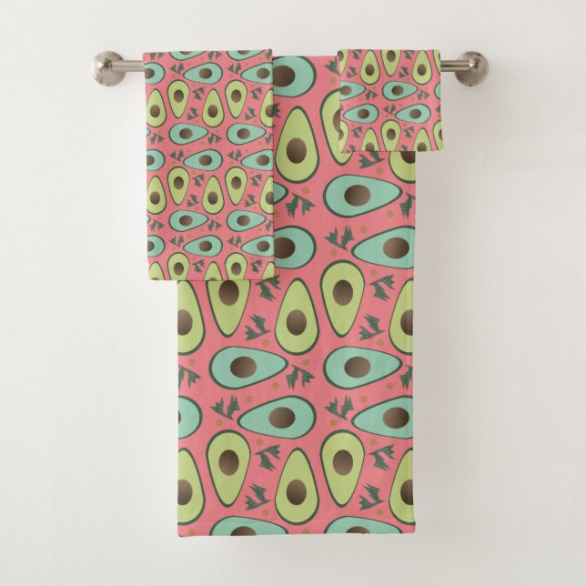 Avocado and Cilantro Salad Pattern Bath Towel Set (Insitu)