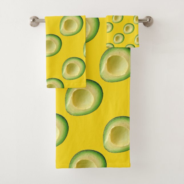 Avocados All Around 4Antoinette Bath Towel Set (Insitu)
