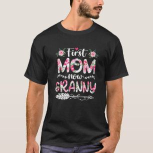 Awesome First Mom Now Granny Family Matching Mothe T-Shirt