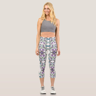 Awesome Lacy Look of Blue Violet Flowers  Capri Leggings