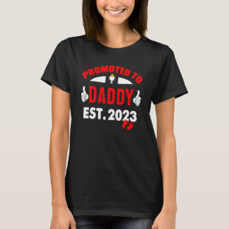 Awesome Promoted To Daddy 2023   Pregnancy Announc T-Shirt