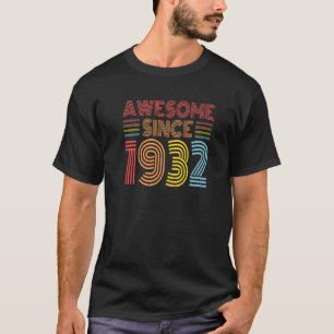 Awesome Since 1932 90 Year Old 90th Birthday Retro T-Shirt