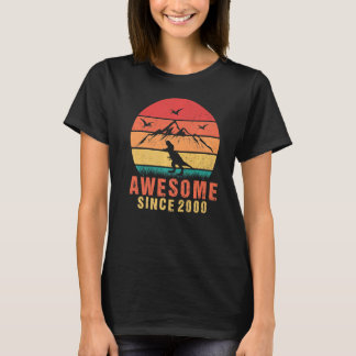 Awesome Since 2000 Retro 22nd Birthday Dinosaur 22 T-Shirt