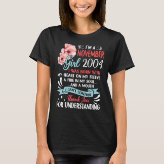 Awesome Since 2004 18th Birthday I'm A November Gi T-Shirt
