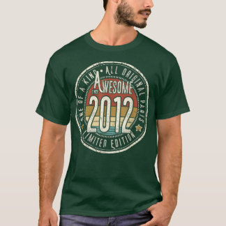 Awesome since 2012 Vintage Style Born in 2012 Birt T-Shirt