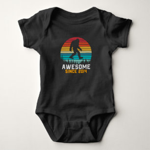 Awesome since 2014 Birthday Bigfoot Retro Baby Bodysuit