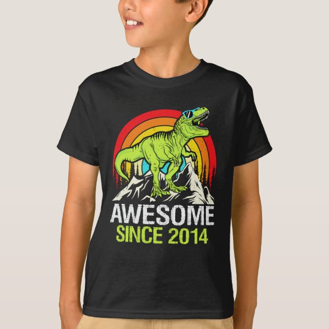 Awesome Since 2014 Dinosaur 9 Year 9th Birthday  T T-Shirt (Front)