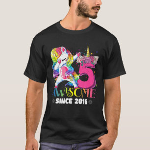Awesome Since 2017 Dabbing Unicorn 5Th Birthday Gi T-Shirt