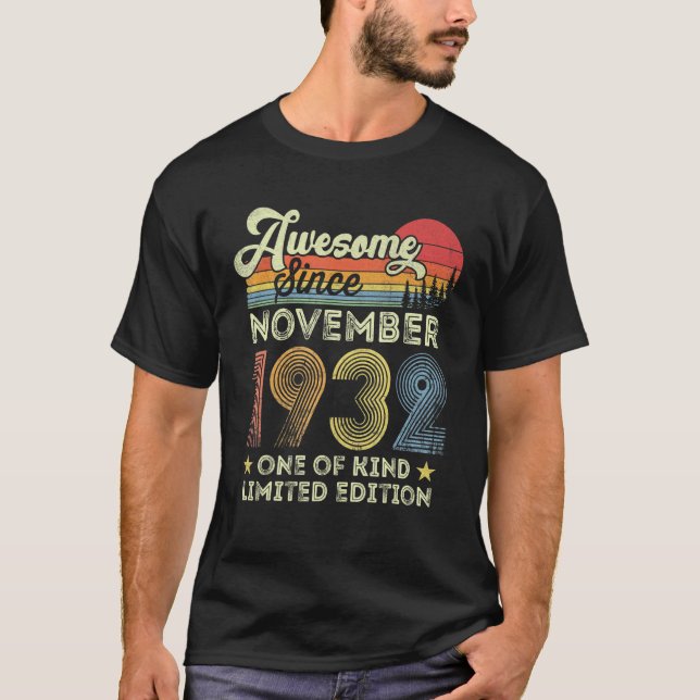 Awesome Since November 1932 90th Birthday 90 Year  T-Shirt (Front)