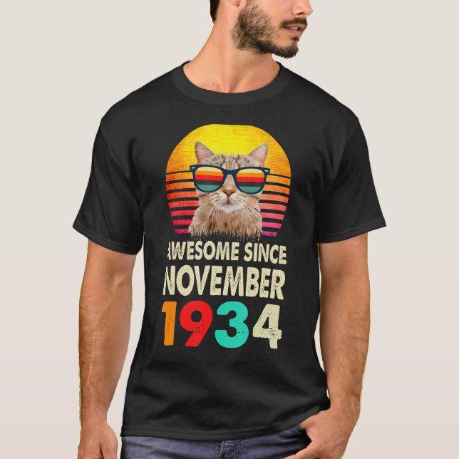 Awesome Since November 1934 88th Birthday Cat Vint T-Shirt (Front)