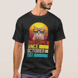 Awesome Since October 1961 61st Birthday Cat Men W T-Shirt