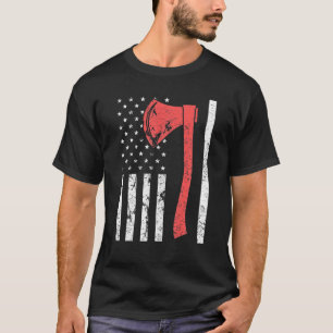 Axe Throwing Proud USA Flag Vintage Grunge Design T-Shirt