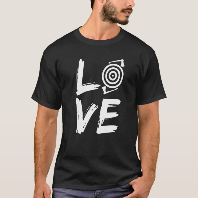 Axe Throwing Tomahawk Throw Bullseye Love T-Shirt (Front)