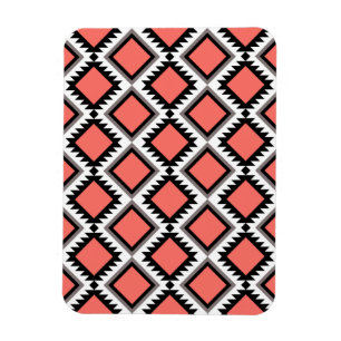 Aztec pattern magnet