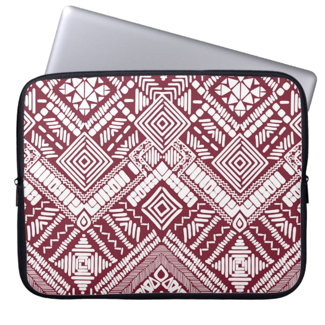 Aztec seamless pattern laptop sleeve (Front)