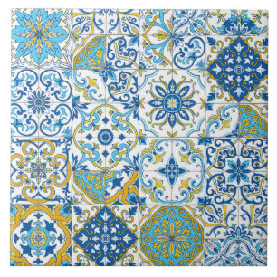 Azulejo tiles in blue and yellow