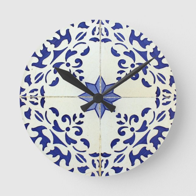 azulejos round clock (Front)