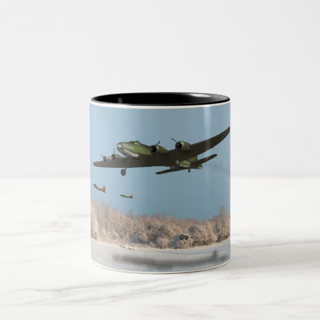 B17 Flying Fortress Mug (Center)