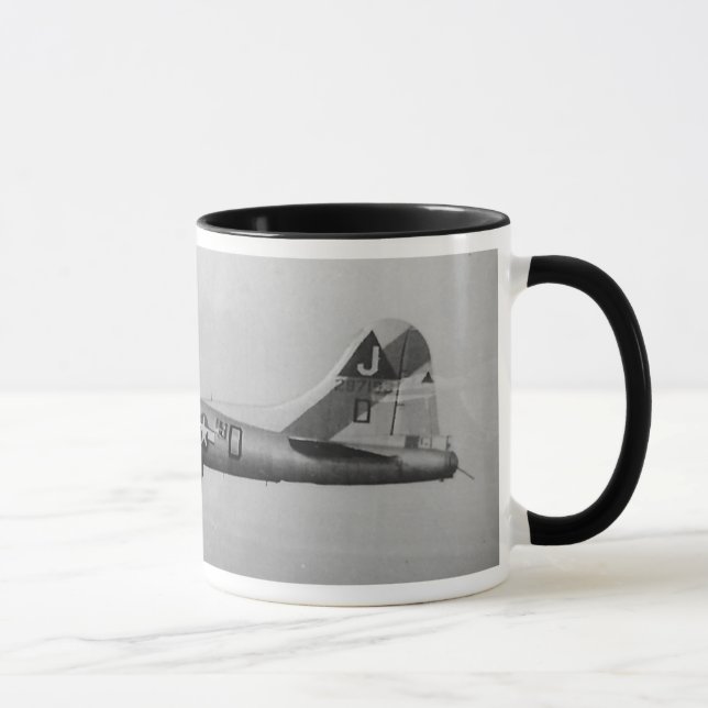 B17 Flying Fortress WW2 Warbird Mug (Right)